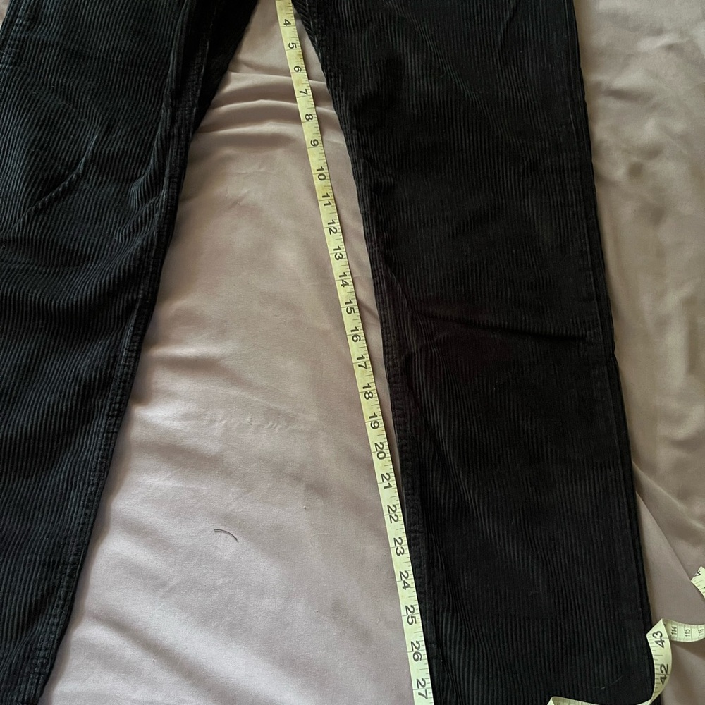 Levi's Women's Black Corduroy Straight Leg Pants - Picture 6 of 7
